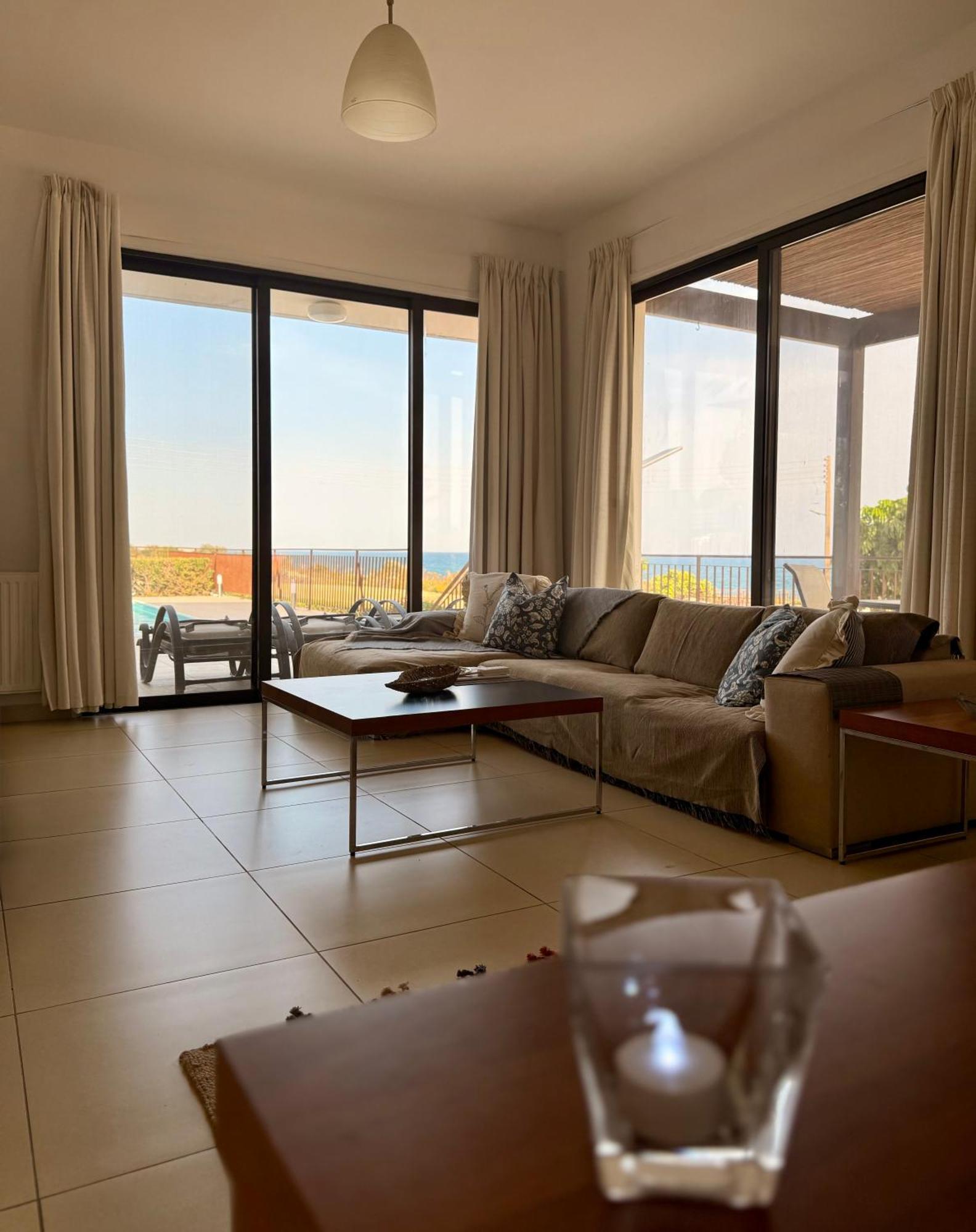 Villa Hera Agios Theodoros 외부 사진